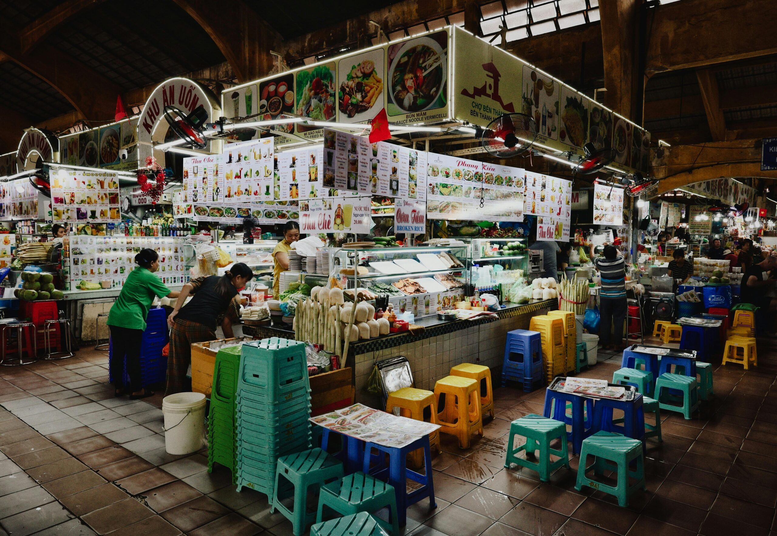Food Near the Ship – Weird Norfolk Eats for Cruise Passengers 8 Colorful food market stalls with local Norfolk food