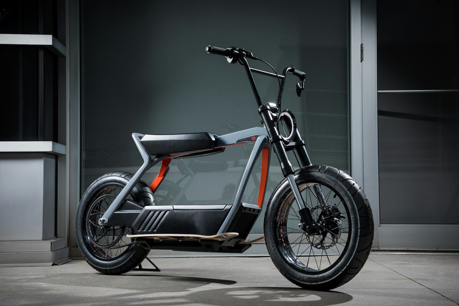 What 30 Minutes on an E-Bike Unlocks From the Norfolk Cruise Terminal 4 black and grey electric minibike