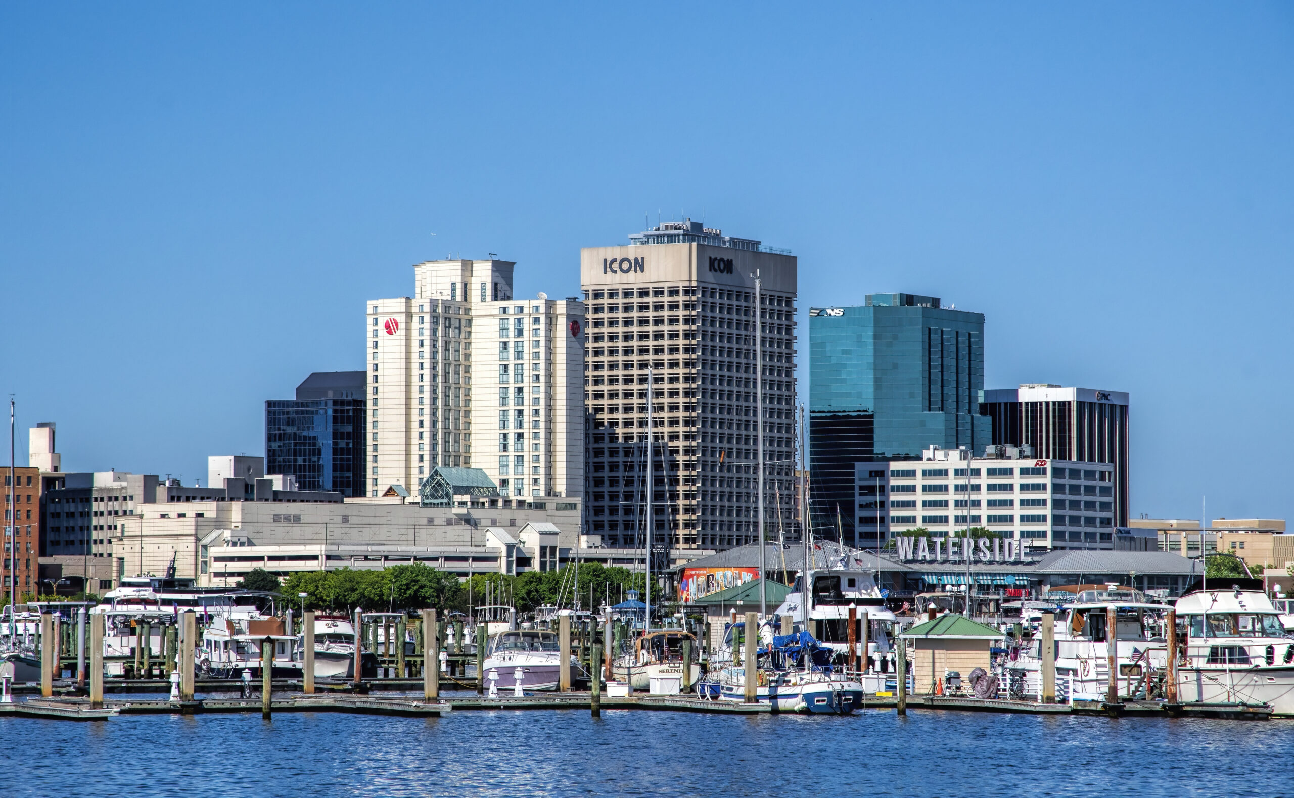 4–6 Hour Port Day: Quick Escapes from Half Moone Terminal 6 Historic and modern buildings along the downtown Norfolk waterfront